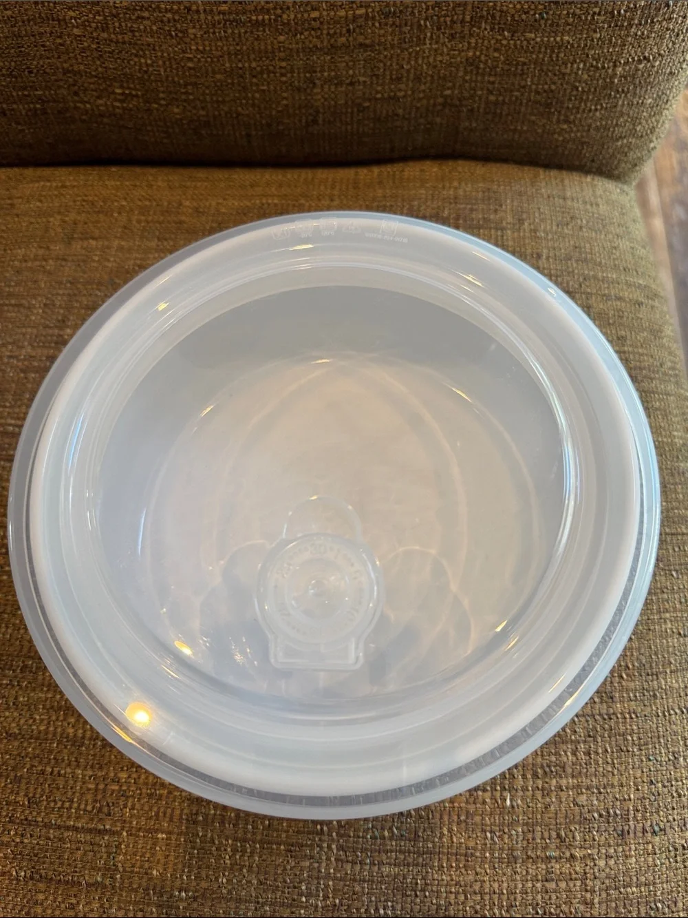 Hello kitty ceramic storage bowl with lid NWOT